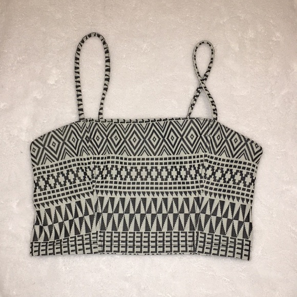 Black and White Crop Top (Size Small) - Picture 1 of 2
